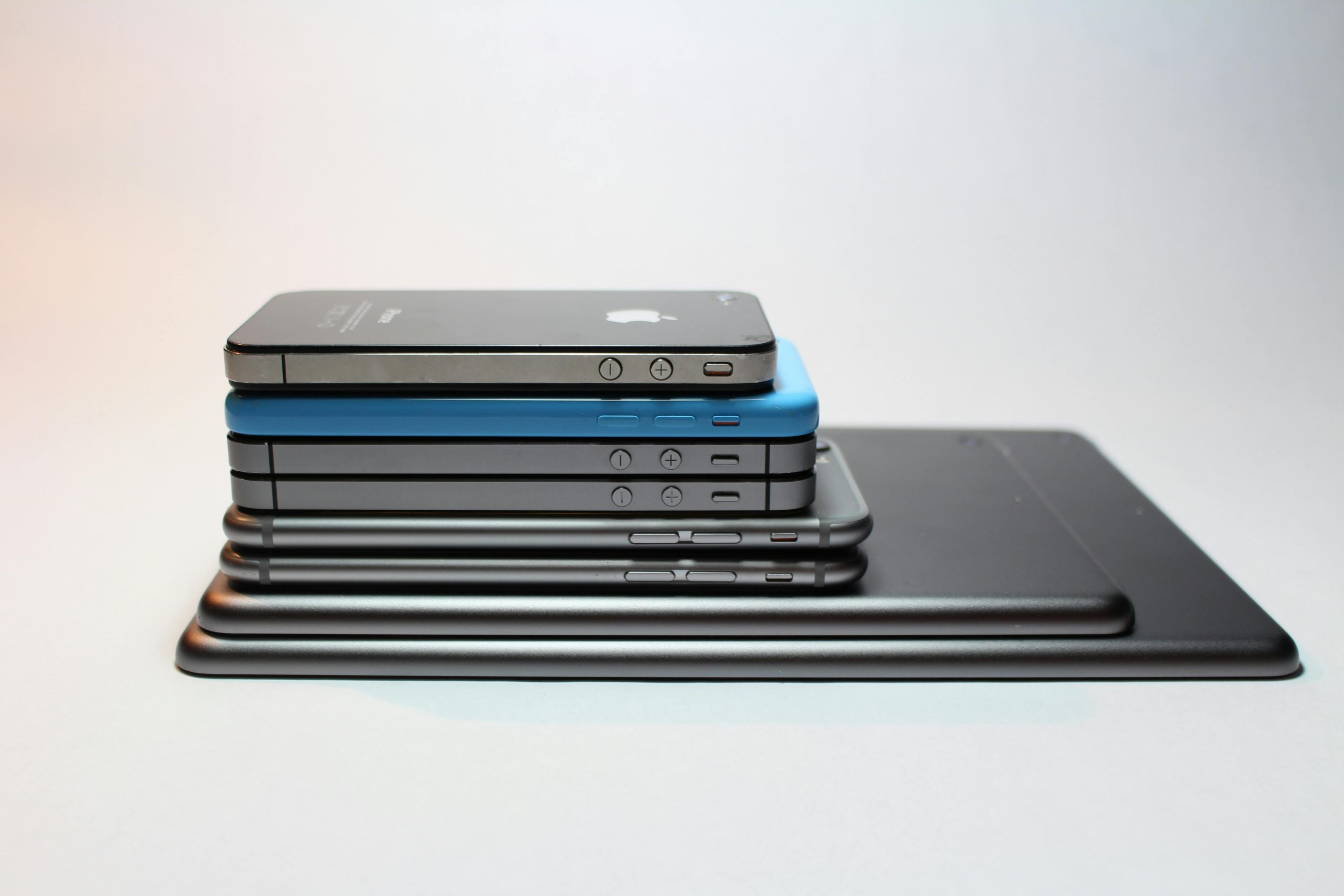 Smartphones: A Comprehensive Guide to Choosing the Right Device